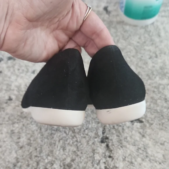 Franco Sarto Dawna Black Flats Sleek Minimalist Design, Size 9 - Picture 4 of 6